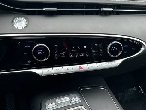 New 2025 Genesis Electrified GV70 Advanced w/ Prestige Package image 21