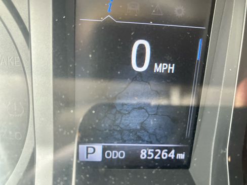 Used 2019 Toyota Tacoma SR w/ SX Package AWD/4WD image 15