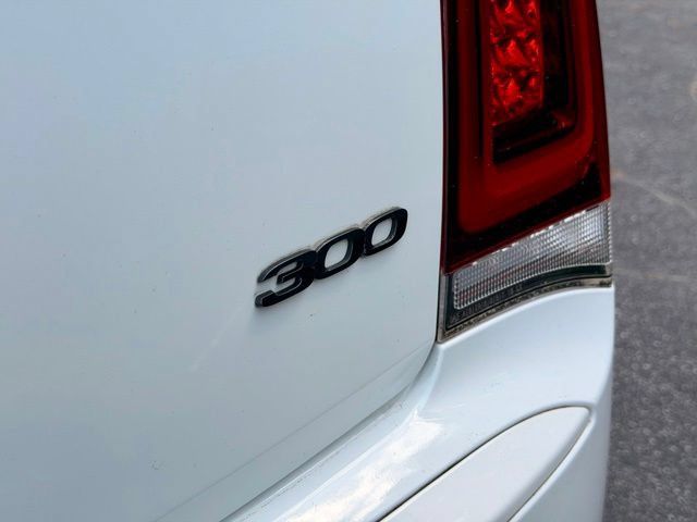 Used 2023 Chrysler 300 Touring L RWD image 16