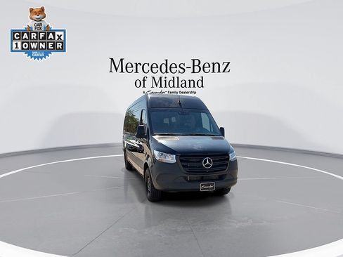 Certified 2024 Mercedes-Benz Sprinter 2500 image 2