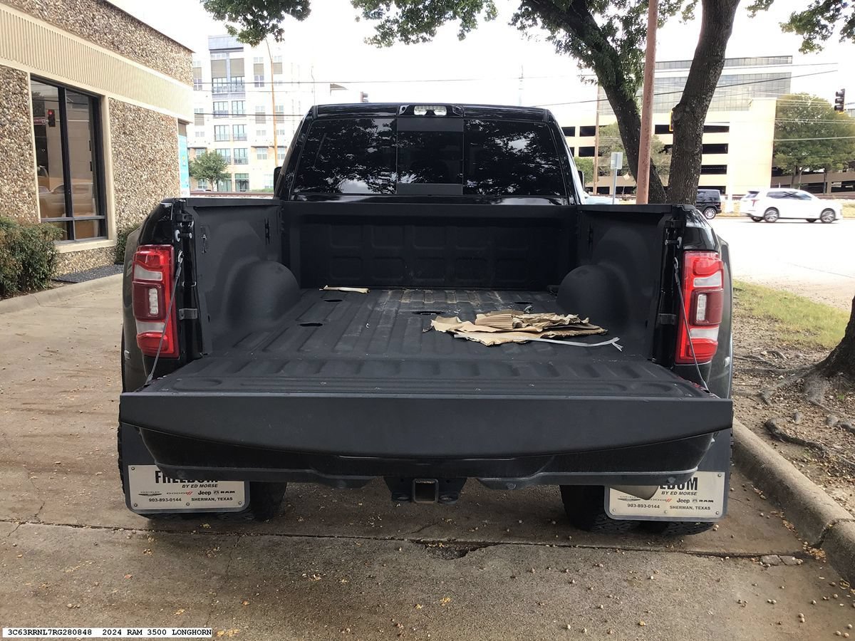 Used 2024 RAM 3500 Limited w/ Towing Technology Group AWD/4WD image 10