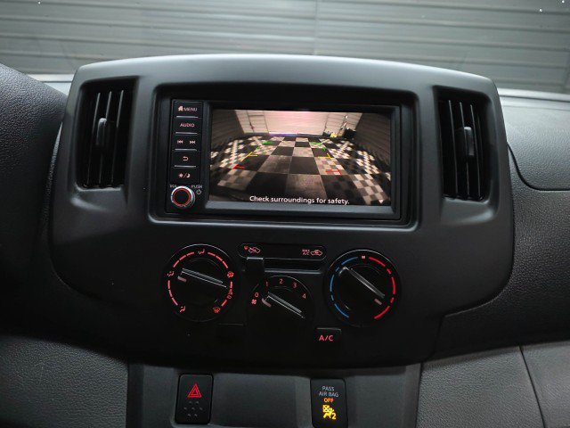 Used 2020 Nissan NV200 S FWD image 25