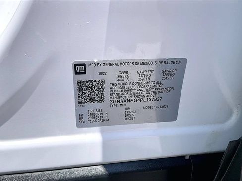 Used 2023 Chevrolet Equinox Premier FWD image 39