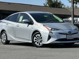 Used 2017 Toyota Prius Two image 2