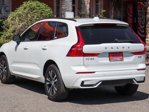 Used 2024 Volvo XC60 B5 Core image 6