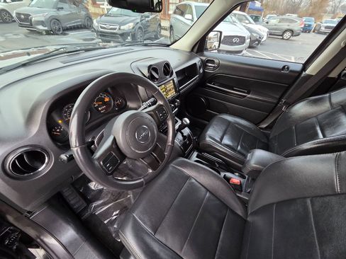 Used 2015 Jeep Patriot High Altitude image 14