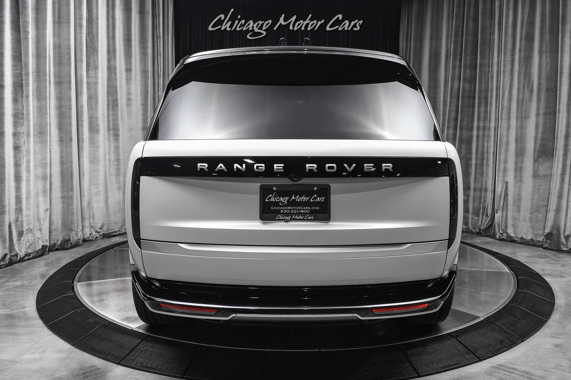 Used 2026 Land Rover Range Rover Long Wheelbase Autobiography AWD/4WD image 4