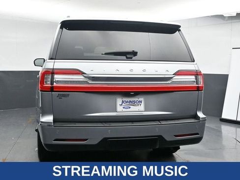 Used 2021 Lincoln Navigator Reserve image 10