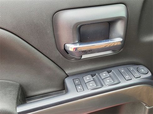 Used 2018 Chevrolet Silverado 1500 LT w/ All Star Edition image 29