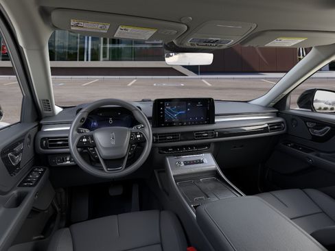 New 2026 Lincoln Aviator AWD image 9