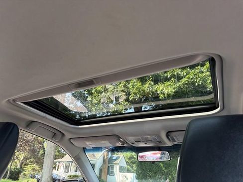 Used 2014 Toyota Camry SE FWD image 15