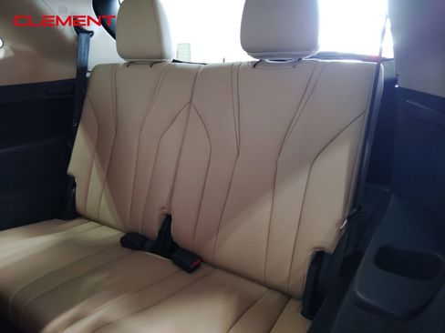 Used 2022 Acura MDX SH-AWD image 32