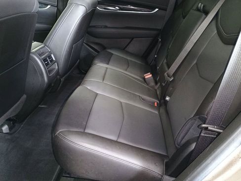 Used 2022 Cadillac XT5 Premium Luxury image 17