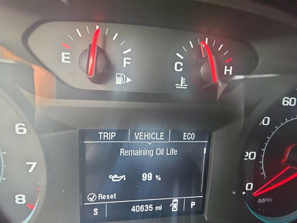 Used 2024 Chevrolet Malibu LS FWD image 14