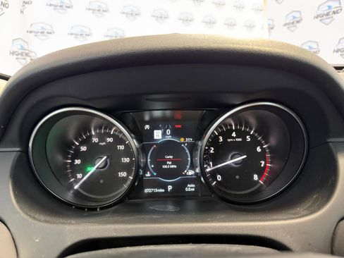 Used 2018 Land Rover Discovery Sport HSE image 38