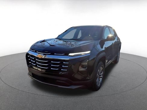 Used 2025 Chevrolet Equinox LT image 7