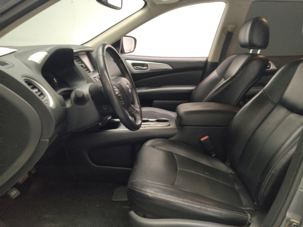 Used 2018 Nissan Pathfinder SL w/ Cargo Package FWD image 17