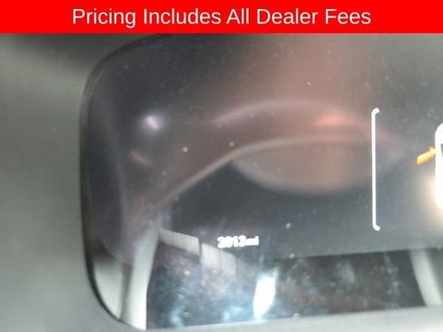 Used 2026 Toyota Corolla SE w/ SE Premium Package FWD image 2