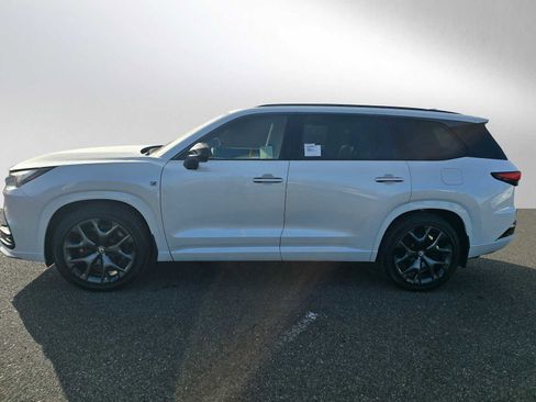 New 2026 Lexus TX 500h AWD image 6