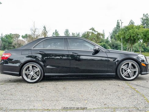 Used 2010 Mercedes-Benz E 63 AMG Sedan image 9