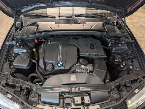 Used 2012 BMW 135i Coupe RWD image 30