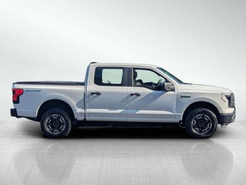Used 2022 Ford F150 Lightning Pro image 3