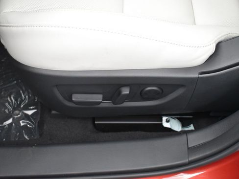 Certified 2025 MAZDA CX-30 2.5 Turbo w/ Premium Plus Pkg image 11