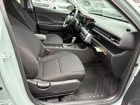 New 2026 Hyundai Kona SE FWD image 12