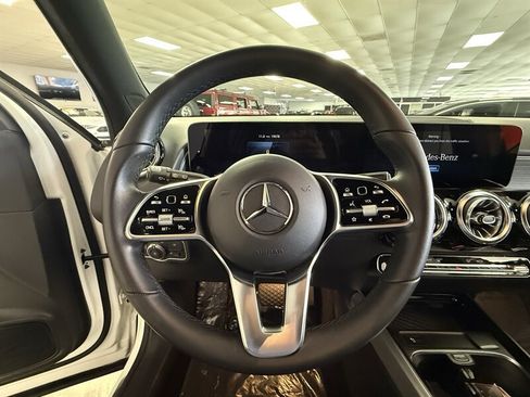 Used 2023 Mercedes-Benz EQB 250+ w/ Exclusive Package image 18