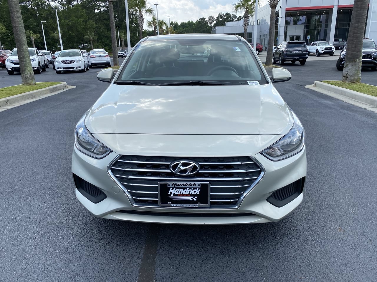Used 2019 Hyundai Accent SE FWD image 10