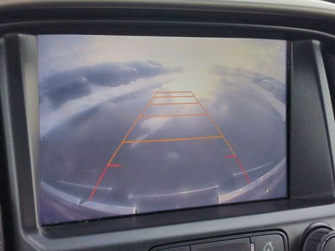 Used 2016 GMC Canyon SLT image 30