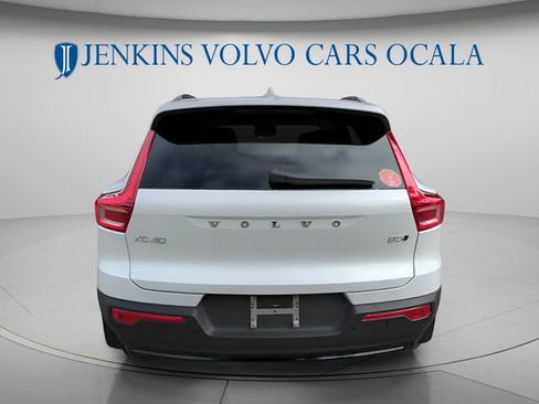 New 2026 Volvo XC40 B5 Plus w/ Protection Package Premier AWD/4WD image 5