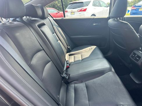 Used 2015 Honda Accord EX-L image 22