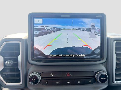 Certified 2022 Ford Bronco Sport Outer Banks AWD/4WD image 14