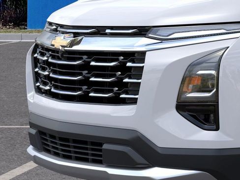 New 2025 Chevrolet Equinox LT w/ Safety and Technology Package image 15