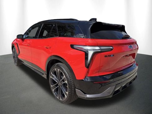 Used 2026 Chevrolet Blazer EV SS w/ Performance Package AWD/4WD image 16
