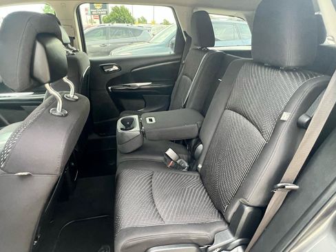 Used 2015 Dodge Journey SXT w/ Flexible Seating Group FWD image 24