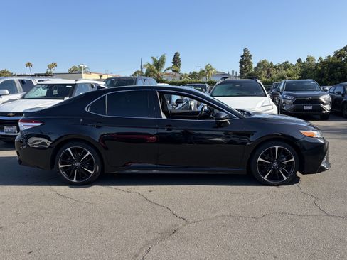 Used 2020 Toyota Camry XSE FWD image 2