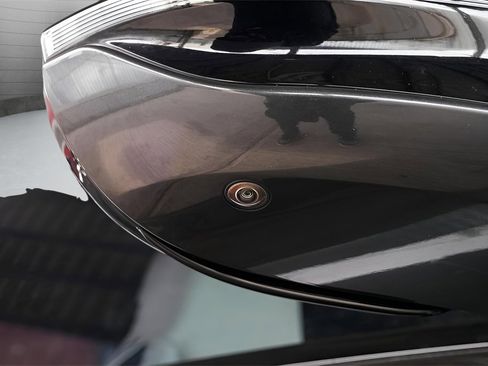 Used 2019 BMW i8 Roadster image 24