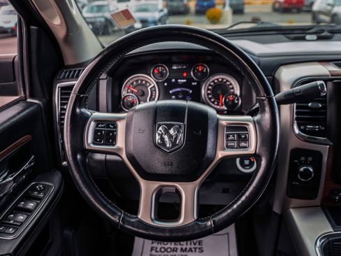 Used 2016 RAM 3500 Laramie AWD/4WD image 15