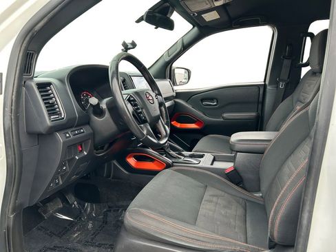 Used 2022 Nissan Frontier PRO-4X w/ Off-Road Protection Package image 11