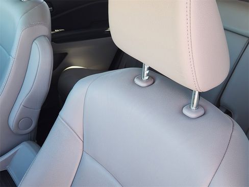 Used 2021 Honda Pilot Special Edition image 15