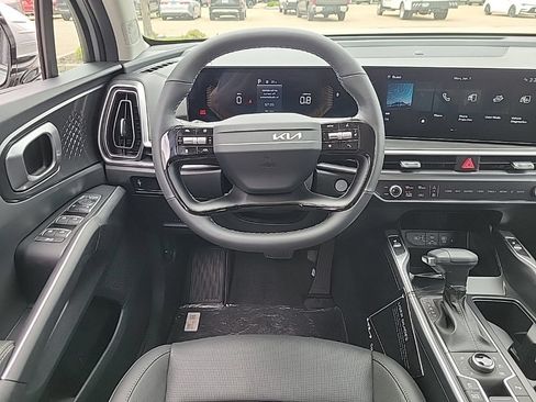 New 2026 Kia Sorento S AWD/4WD image 12