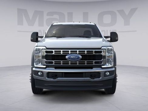 New 2026 Ford F600 4x4 Regular Cab Super Duty w/ XL Chrome Package image 5