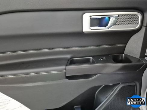 Used 2020 Ford Explorer ST image 24