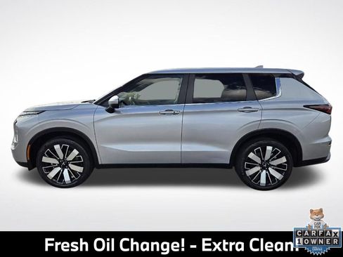 Used 2025 Mitsubishi Outlander SE FWD image 7