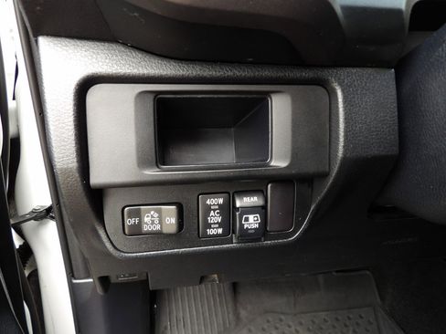 Used 2017 Toyota Tacoma TRD Pro image 26