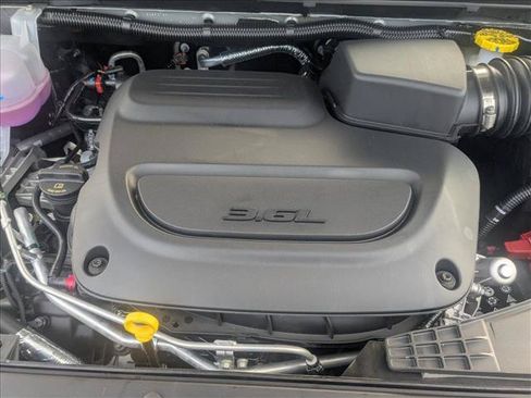 New 2026 Chrysler Pacifica Limited w/ S Appearance Package AWD/4WD image 18