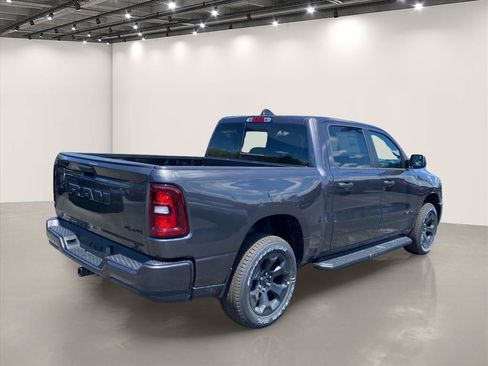 New 2026 RAM 1500 Express AWD/4WD image 4