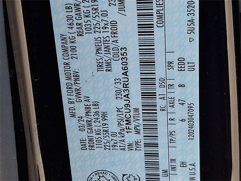 Used 2024 Ford Escape Platinum image 27